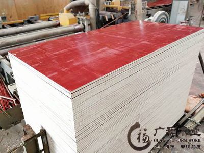 四川建筑模板鐵紅面-
